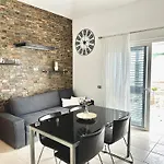 Pambnb - House Next To The Beach, Terrace, Fiber Wi-fi, Bbq بيت للعطل *