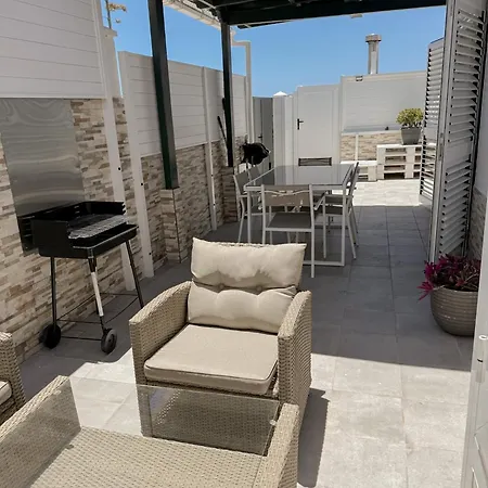 Pambnb - House Next To The Beach, Terrace, Fiber Wi-fi, Bbq Semesterbostad Abades (Tenerife)